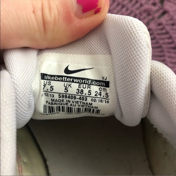 Nike Women’s Air Max Thea Pink And Blue - Picture 6 of 8